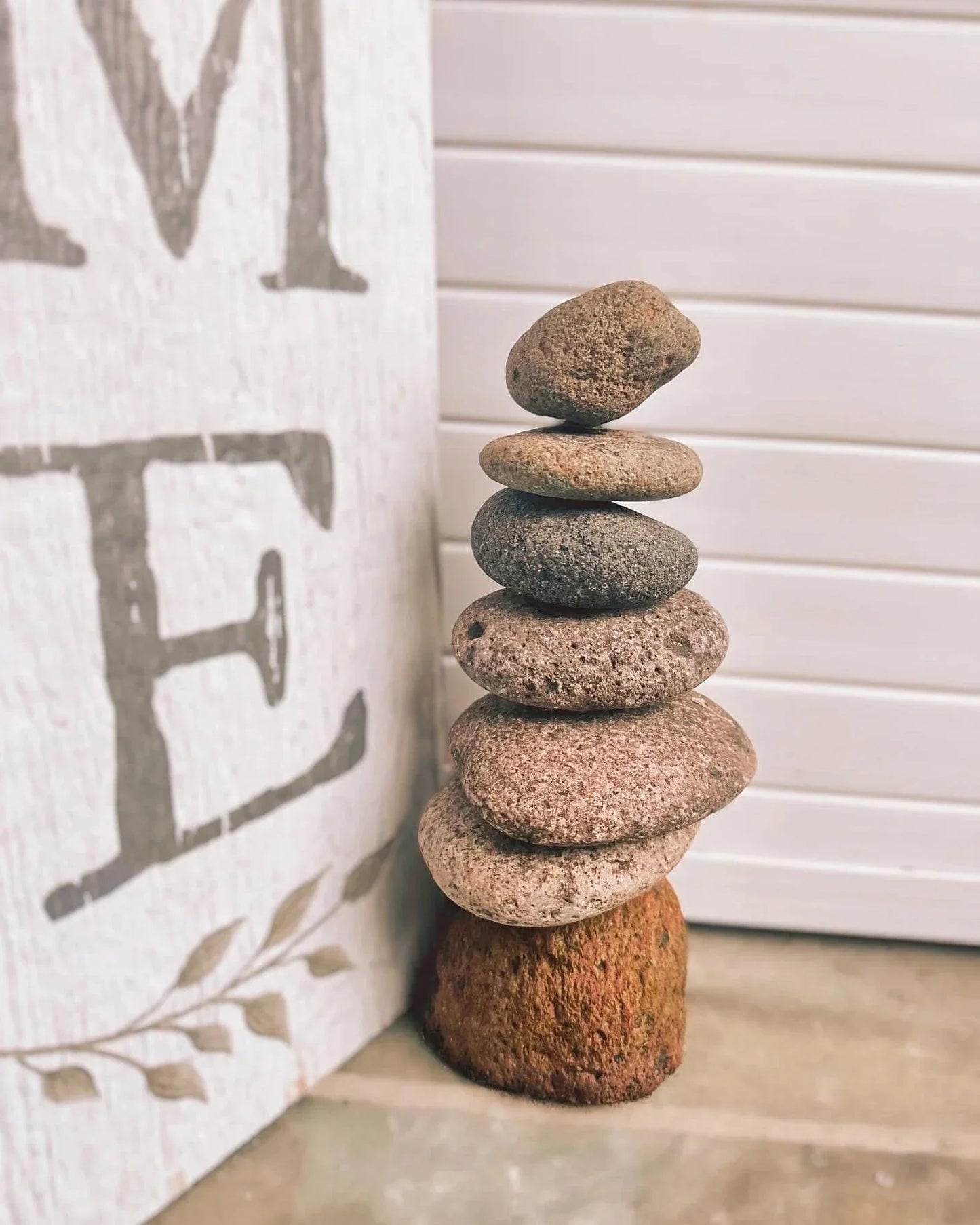 7-Stone Cairn Garden Statue